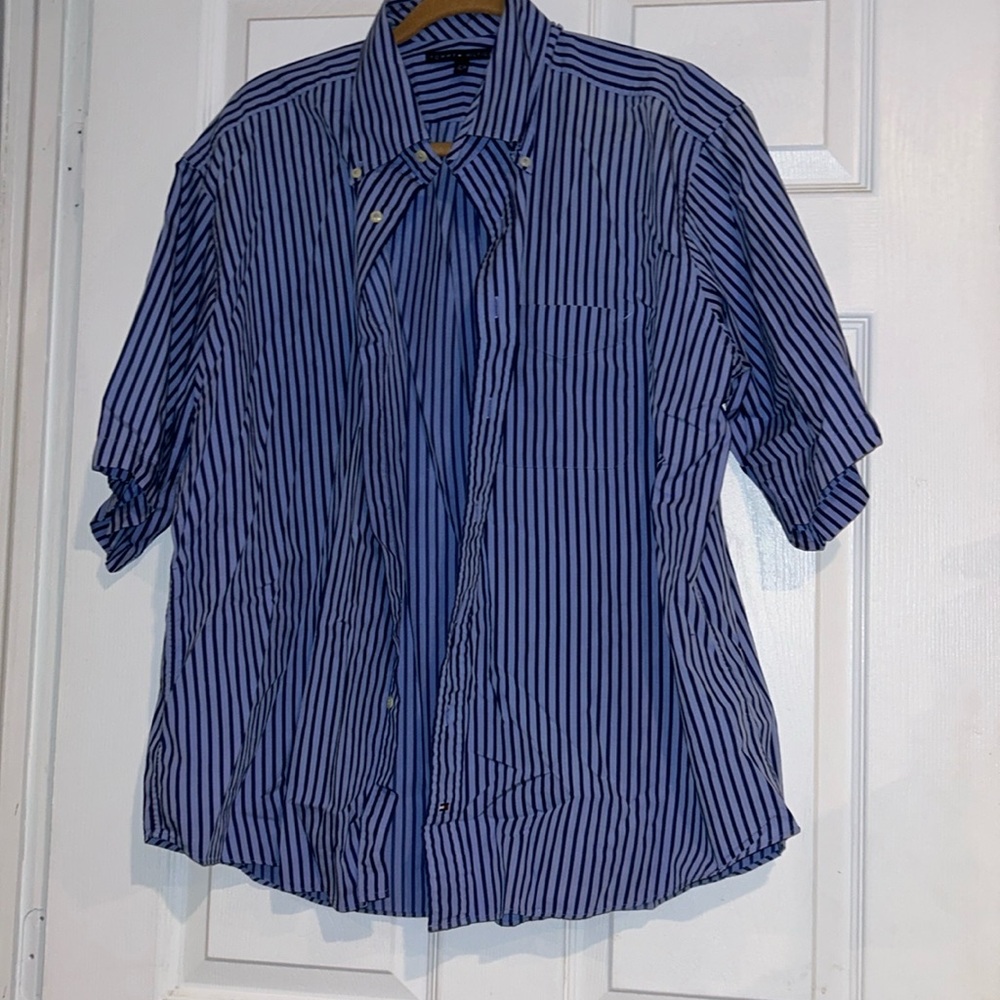 Buy 1‎ get 1 FREE Vintage Tommy Hilfiger Button up, pocket. 17.5 34-35 XL